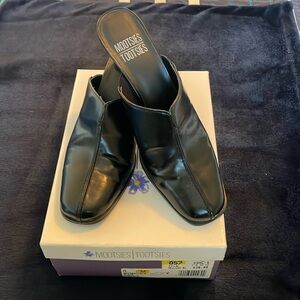 Mootsies Tootsies woman’s heels